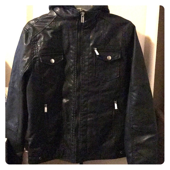 leather jacket - Picture 1 of 3